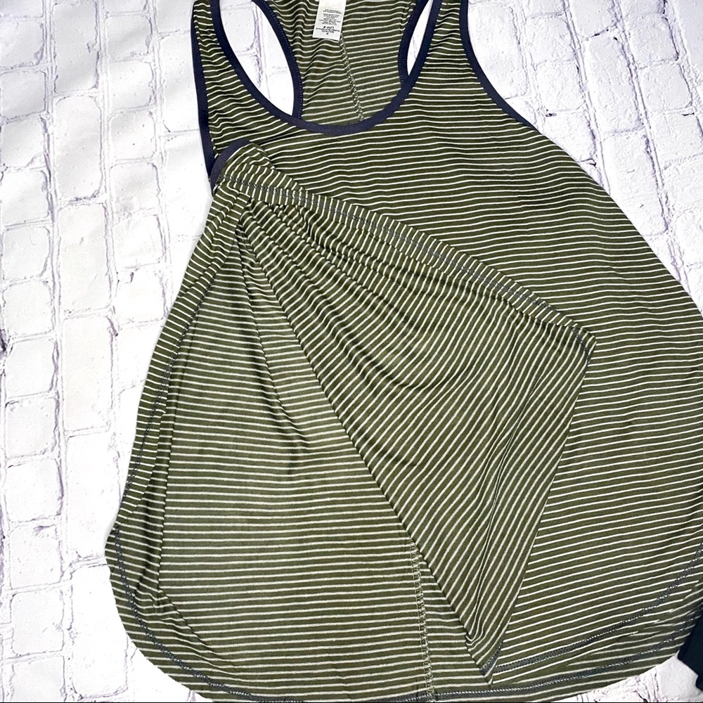 Hem&Thread striped tank - Picture 2 of 4
